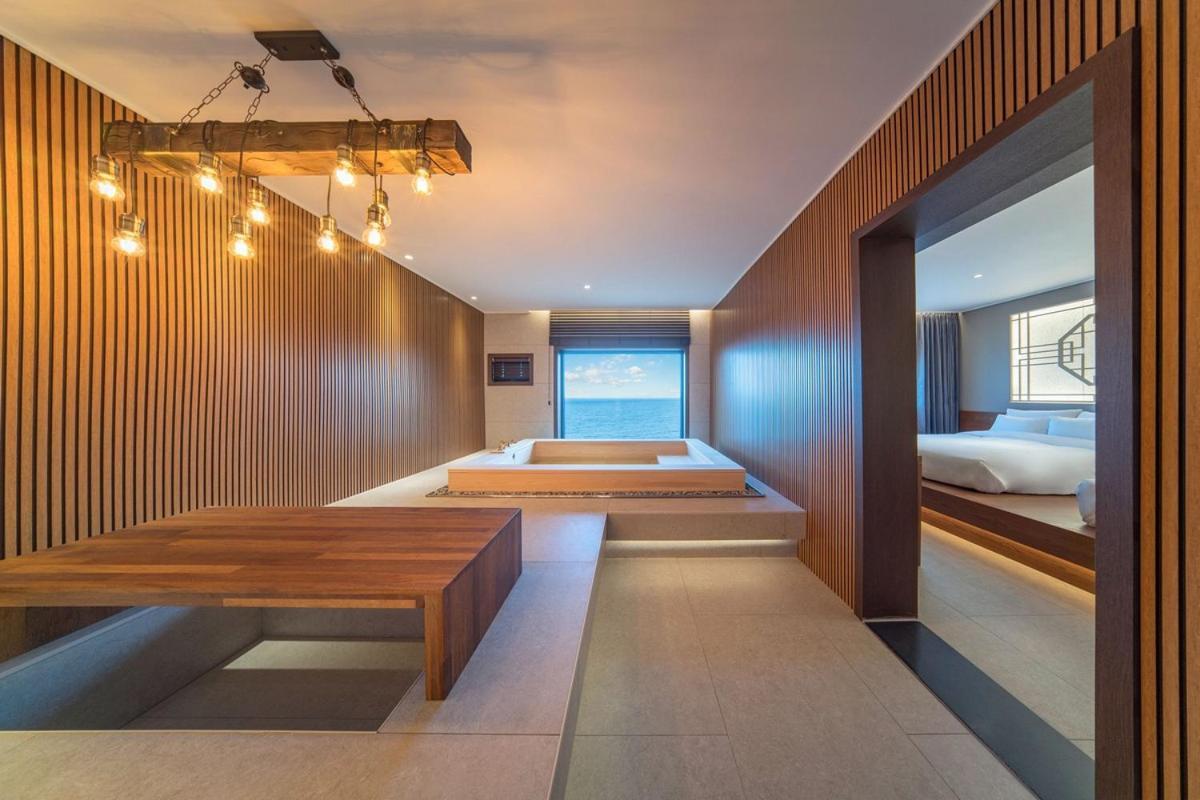 Yeonhwamun Hotel Yeongdeok Exteriör bild