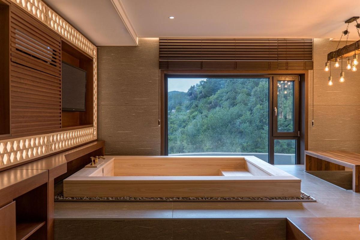 Yeonhwamun Hotel Yeongdeok Exteriör bild